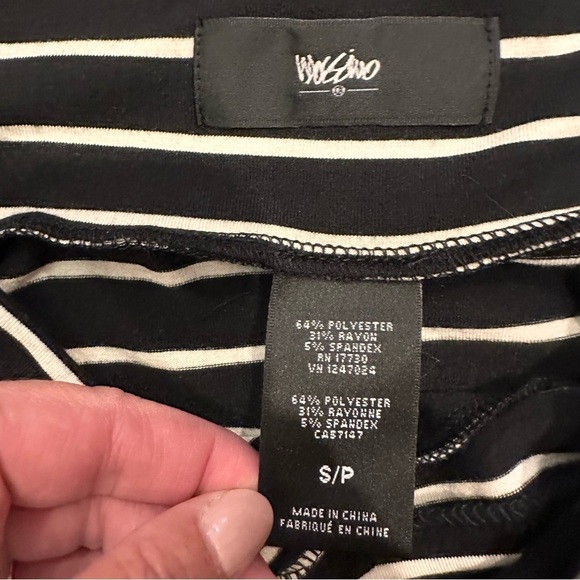 NEW NWT Mossimo Women’s Black Breton Striped Maxi Skirt Side Slit Sz S Nautical - Picture 7 of 10